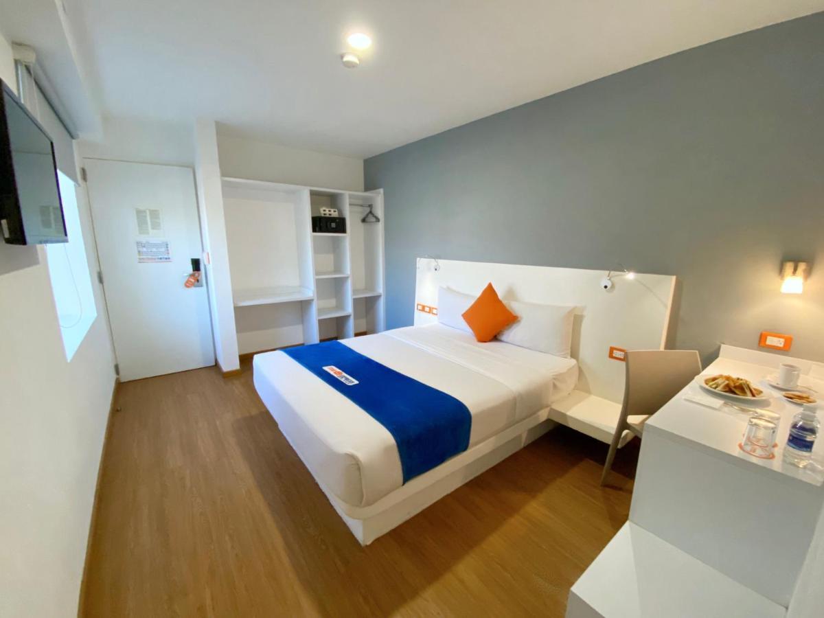 Hotel Star Express Puebla - Central Capu Zewnętrze zdjęcie