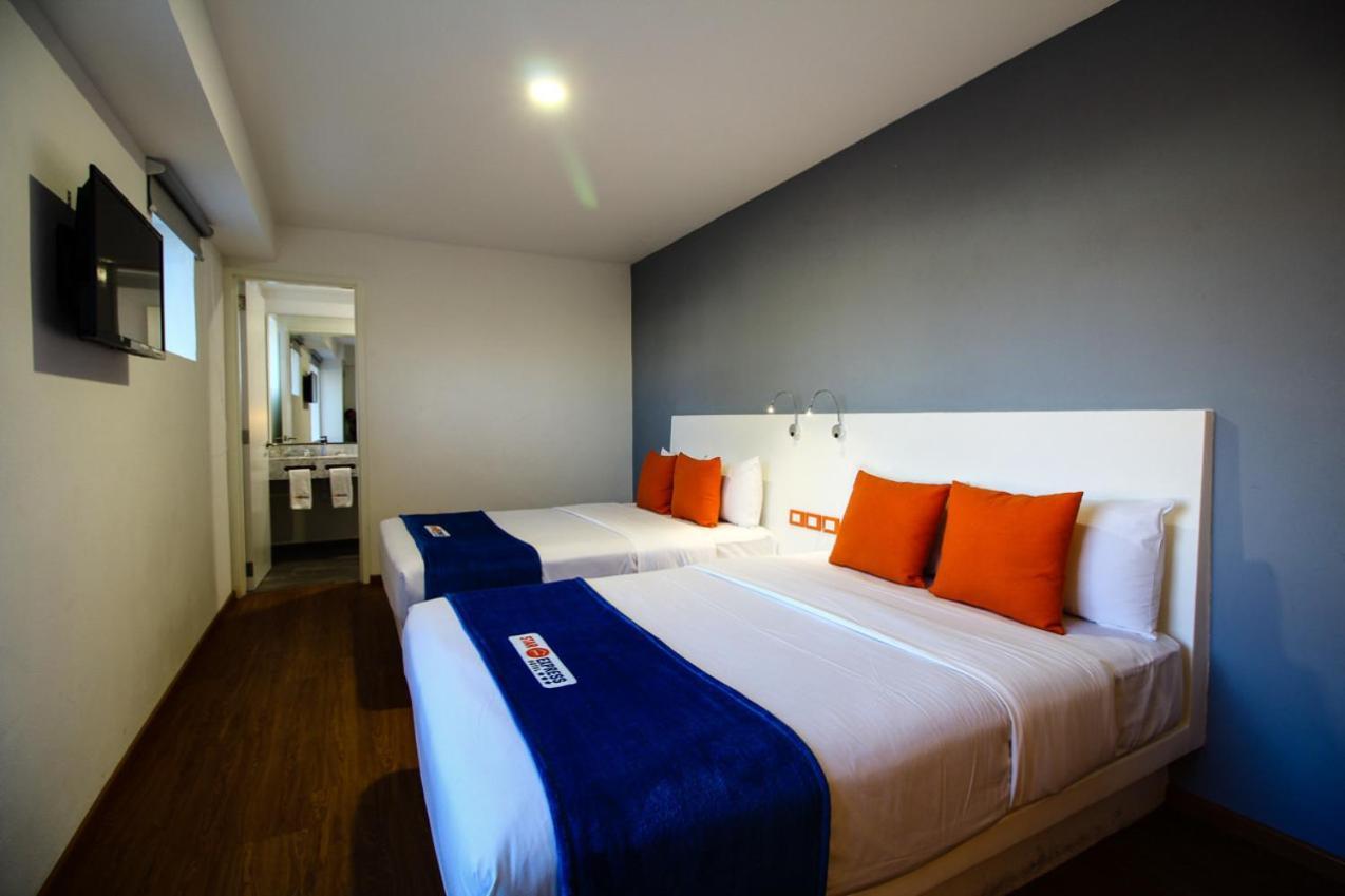 Hotel Star Express Puebla - Central Capu Zewnętrze zdjęcie